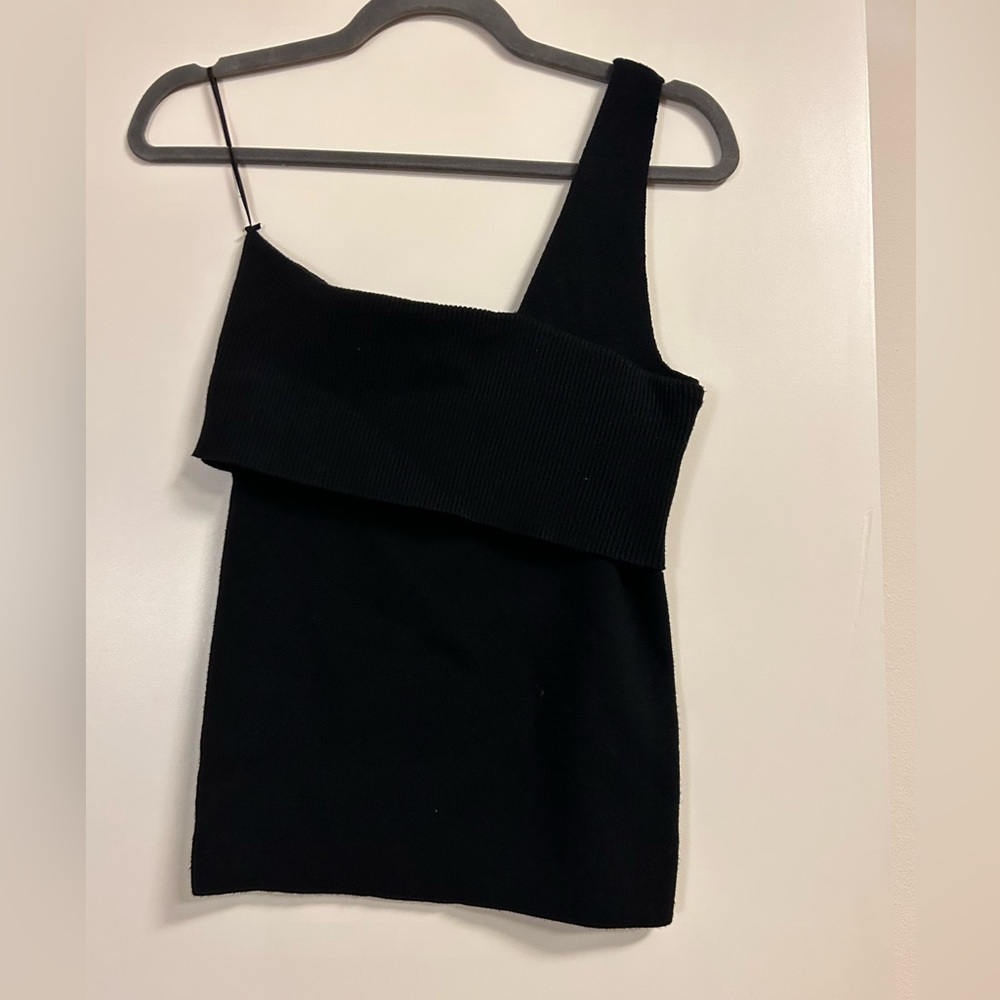One shoulder knit top in black size small